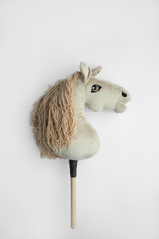 Koń Hobby Horse A4 Kremowy Cremello Mom's Care