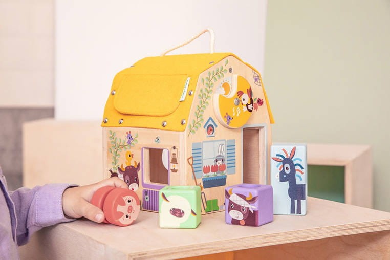 Drewniany domek dźwiękowy Farma 12 m+ Lilliputiens
