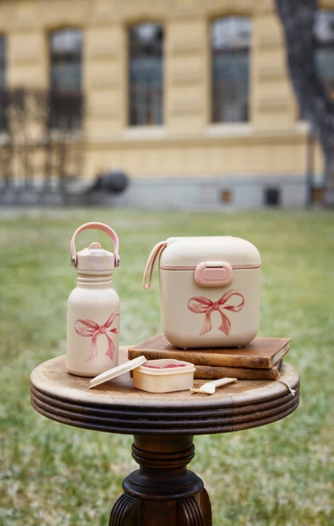 Elodie Details - Butelka na wodę - Rosy Bow