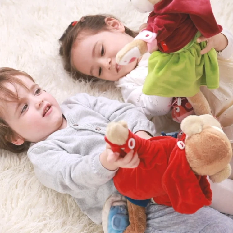 Pluszowa zabawka edukacyjna Małpka lalka do przebierania dla dzieci sigikid