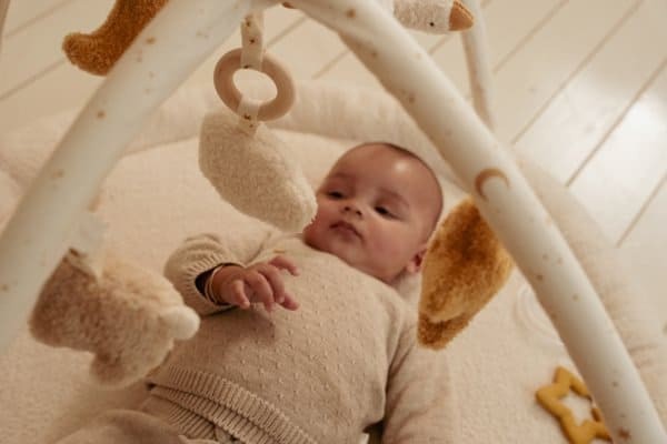 Mata aktywizująca z pałąkiem Newborn Naturals Little Dutch