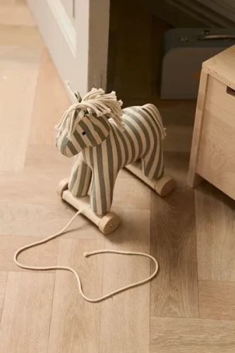 Kid's Concept - Konik do ciągnięcia Sam AIDEN