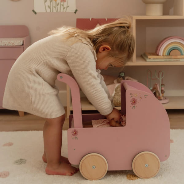 Little Dutch Drewniany wózek dla lalek z pościelą FSC