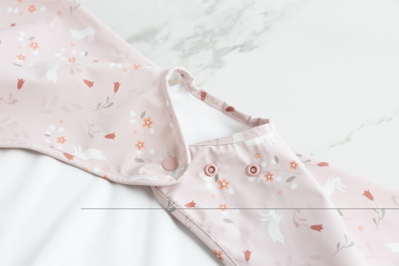 Wodoodporny śliniak z długim rękawem BLW Botanical Bunnies BiBADO