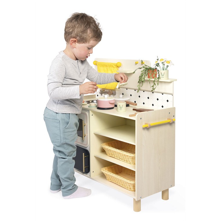 Duża drewniana kuchnia z 19 akcesoriami Shiny Grandma 3+ Janod