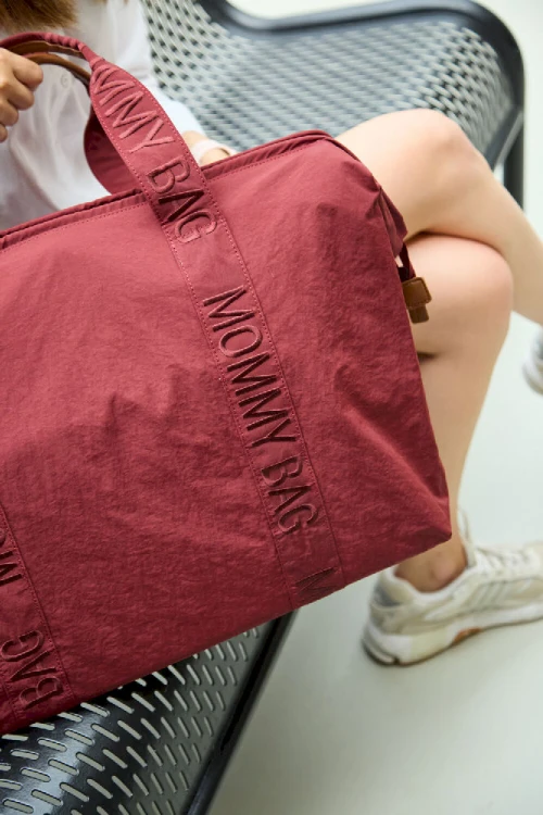 Torba Mommy Bag Signature Urban Burgundy Childhome