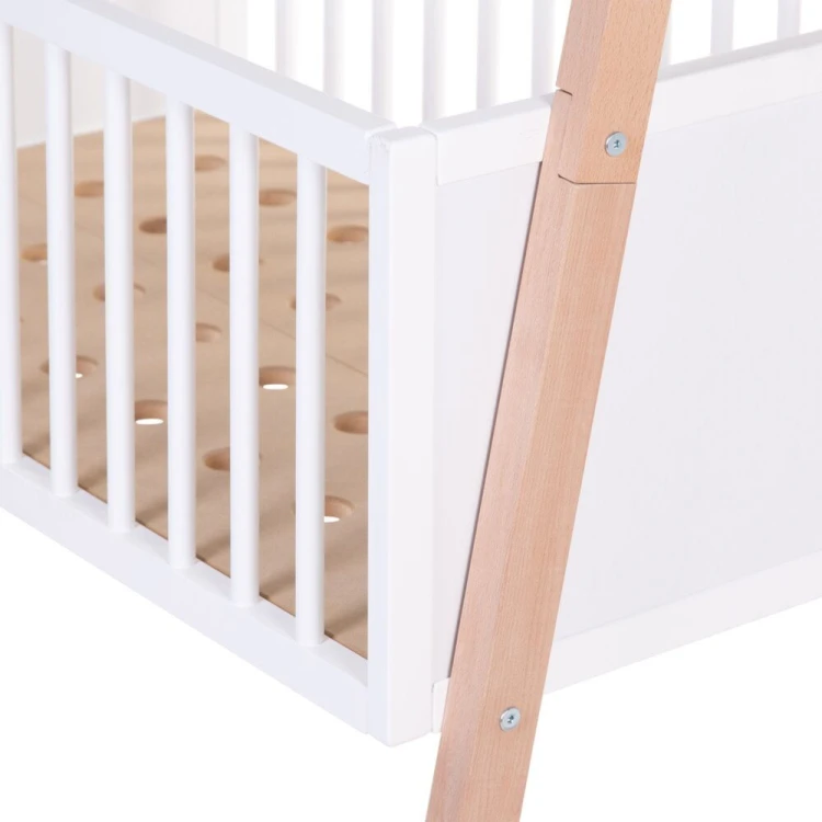 Łóżeczko Tipi 50x90 cm + Wieszak na ubrania Childhome
