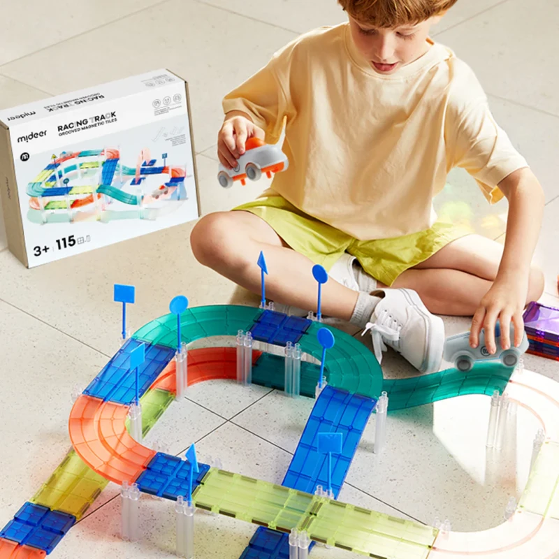 Klocki magnetyczne z autkami Tor wyścigowy 115 el. mideer