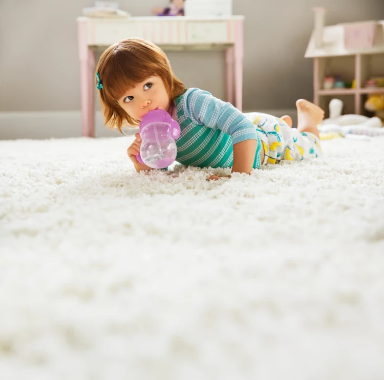 pol_pl_Munchkin-Kubek-niekapek-ze-slomka-fioletowy-207-ml-1309_2.webp