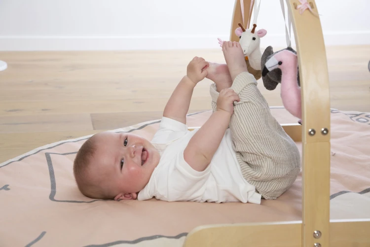Rama na zabawki Baby Gym Natural Childhome
