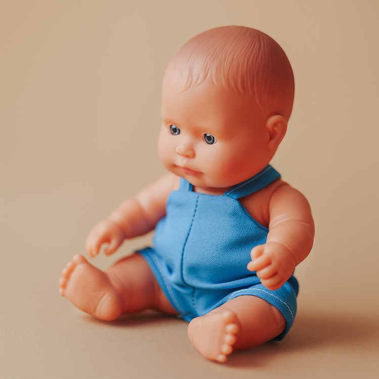 pol_pl_Lalka-chlopiec-Europejczyk-21cm-Miniland-My-Friends-Me-881_6.jpg