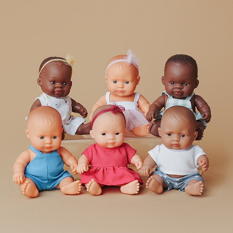 pol_pl_Lalka-chlopiec-Afrykanczyk-21cm-Miniland-My-Friends-Me-884_3.jpg