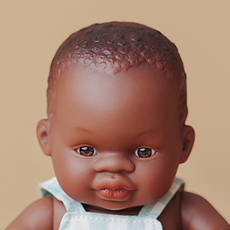 pol_pl_Lalka-chlopiec-Afrykanczyk-21cm-Miniland-My-Friends-Me-884_5.jpg
