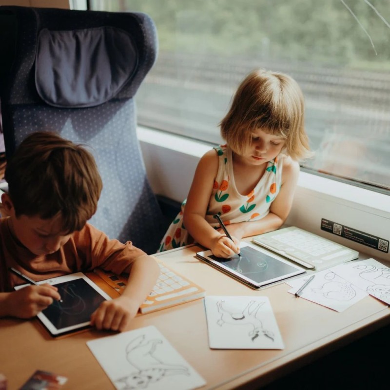 Tablet do rysowania KIDYDRAW MINI Zwierzęta dookoła świata Kidywolf