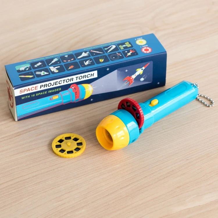 space-age-projector-torch-28516-lifestyle.jpg
