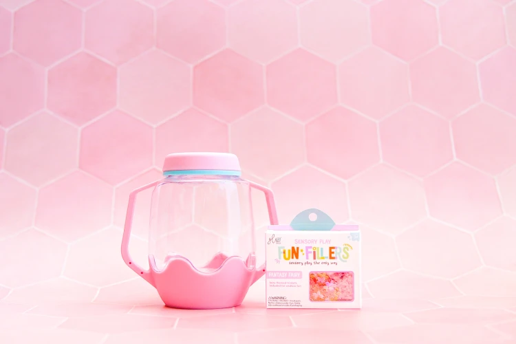 pol_pl_Glo-Pals-CASE-FAIRY-Fun-Fillers-Wklad-figurki-brokaty-do-sloikow-zabaw-sensorycznych-416_9.jpg