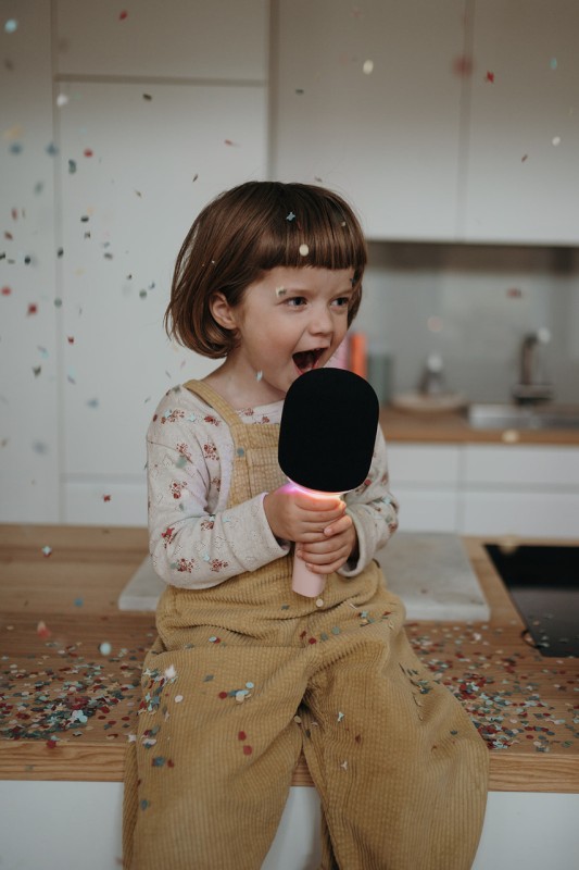 Mikrofon do karaoke z modulacją Kidymic różowy Kidywolf