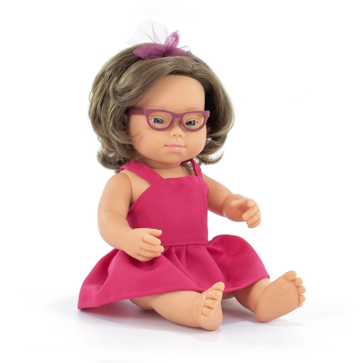 Lalka w ubranku dziewczynka z zespołem Downa i okularami Europejka brunetka 38 cm Miniland My Friends & Me